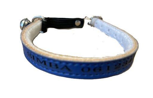 Gepersonaliseerde blauw leren kattenhalsband